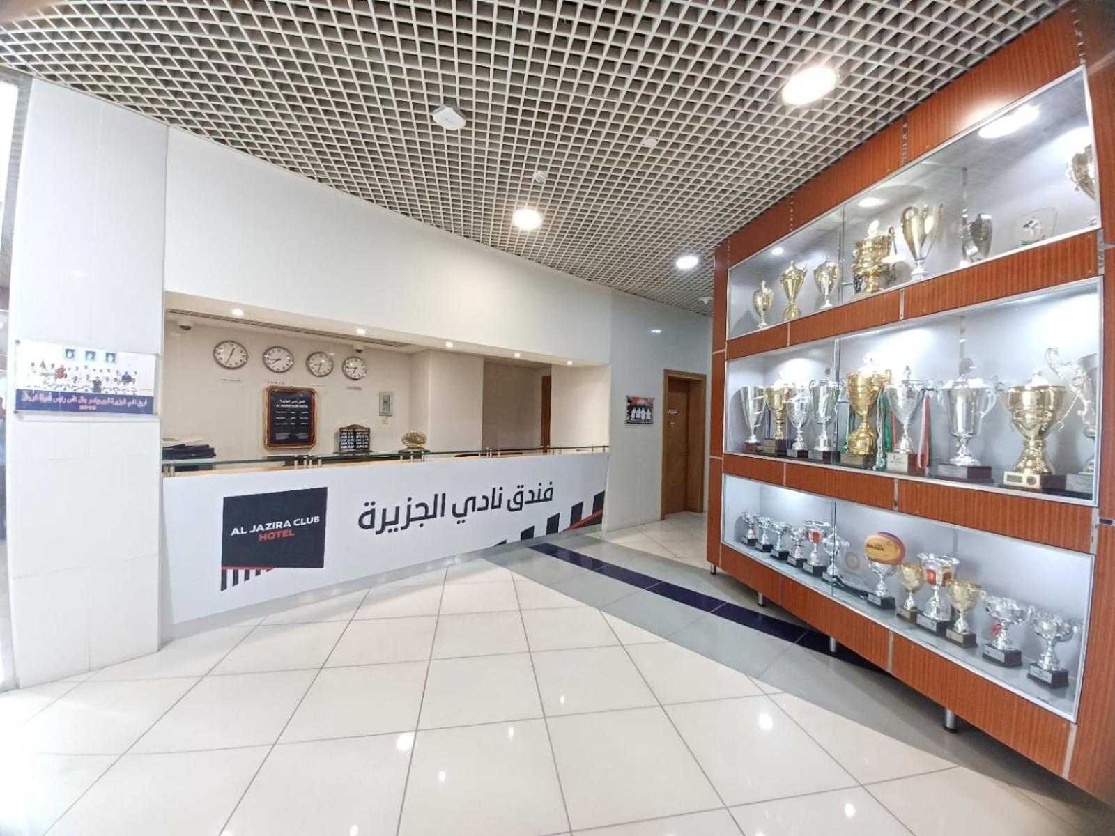 Al Jazira Club Hotel Abu Dhabi Exterior photo